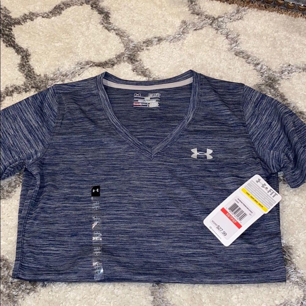 Under Armour V Neck Top - XS